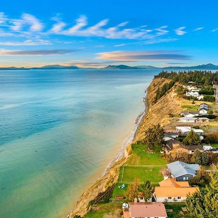 @ Marbella Lane - Wave House, Your Oceanfront Retreat! Oak Harbor Extérieur photo