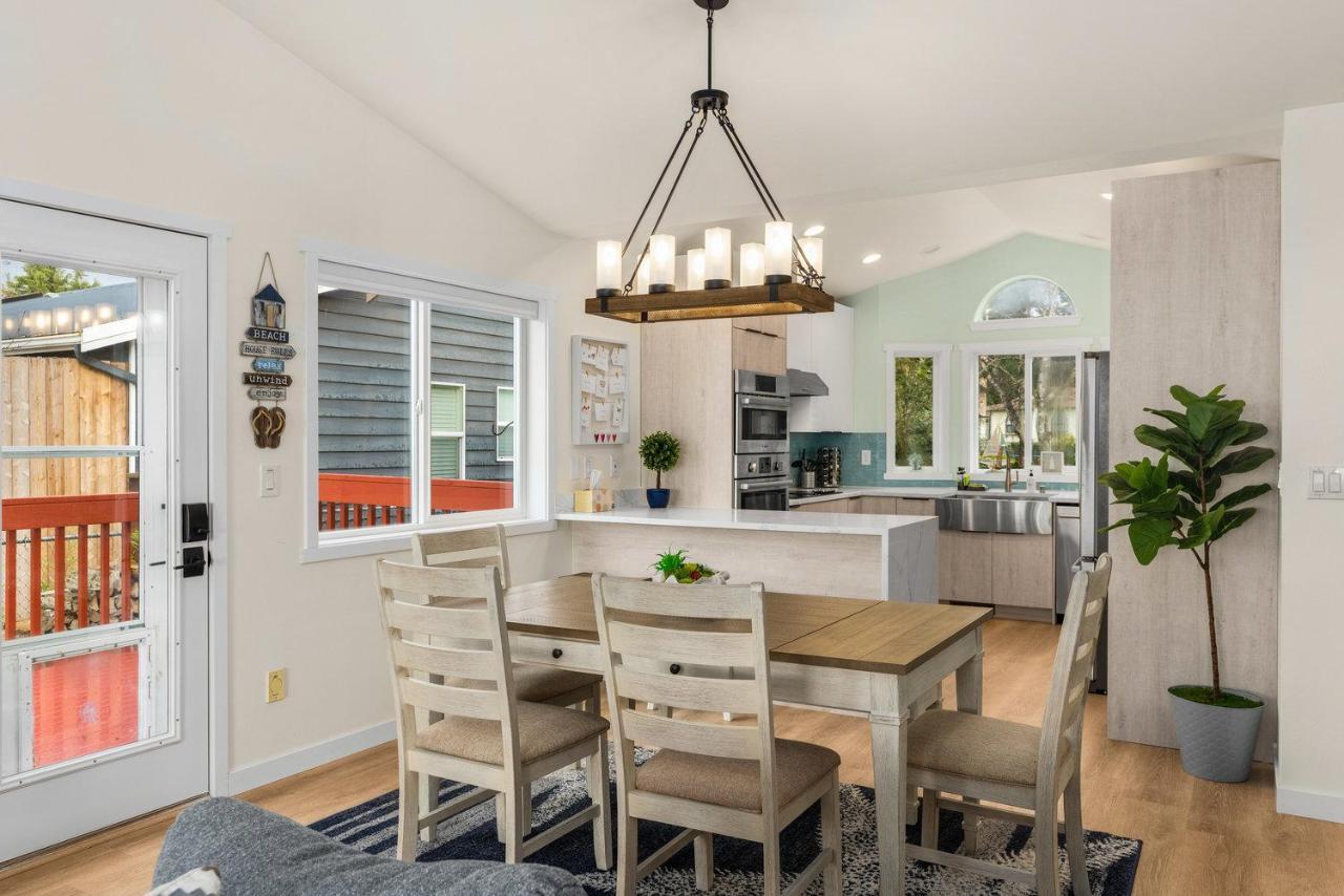@ Marbella Lane - Wave House, Your Oceanfront Retreat! Oak Harbor Extérieur photo