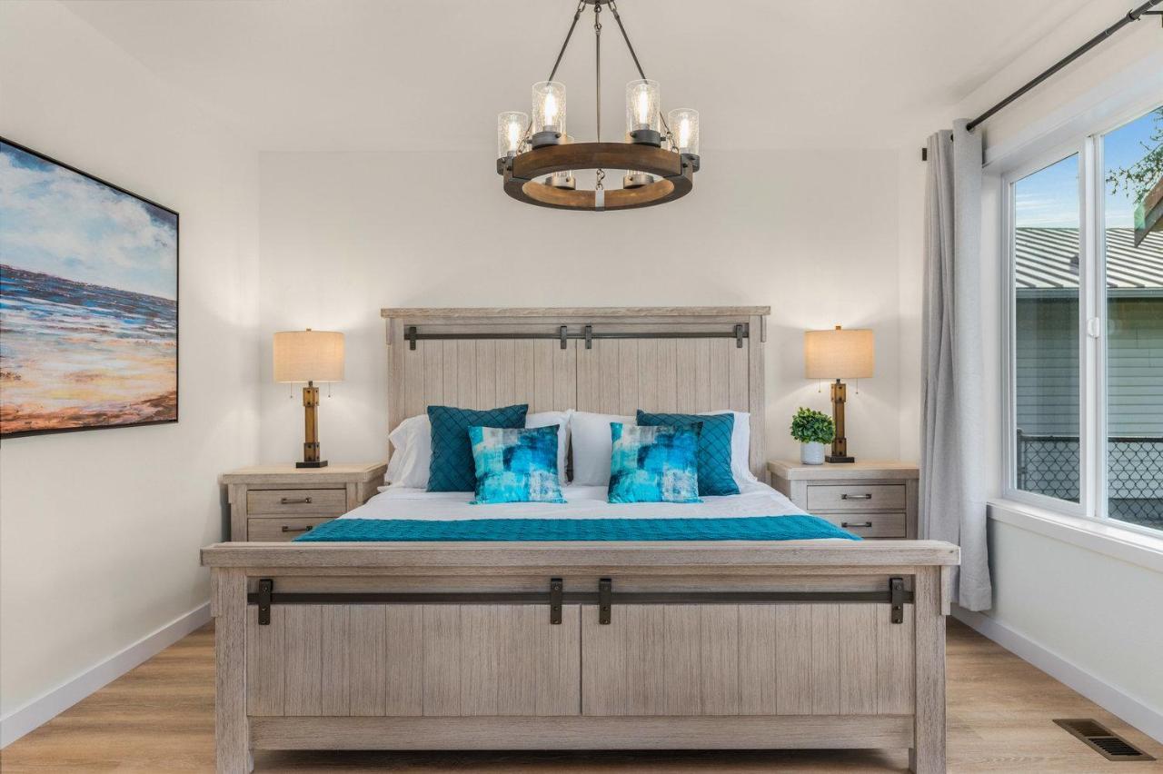 @ Marbella Lane - Wave House, Your Oceanfront Retreat! Oak Harbor Extérieur photo